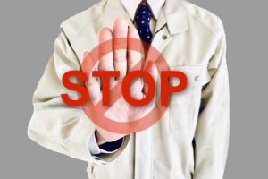 【厳守！】特定技能外国人と技能実習生の「アルバイト」絶対NG！雇用会社のリスク対策